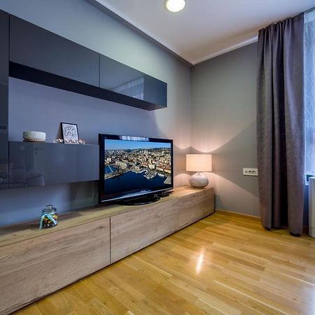 Elena Apartment Rijeka Eksteriør billede