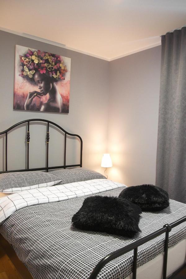 Elena Apartment Rijeka Eksteriør billede